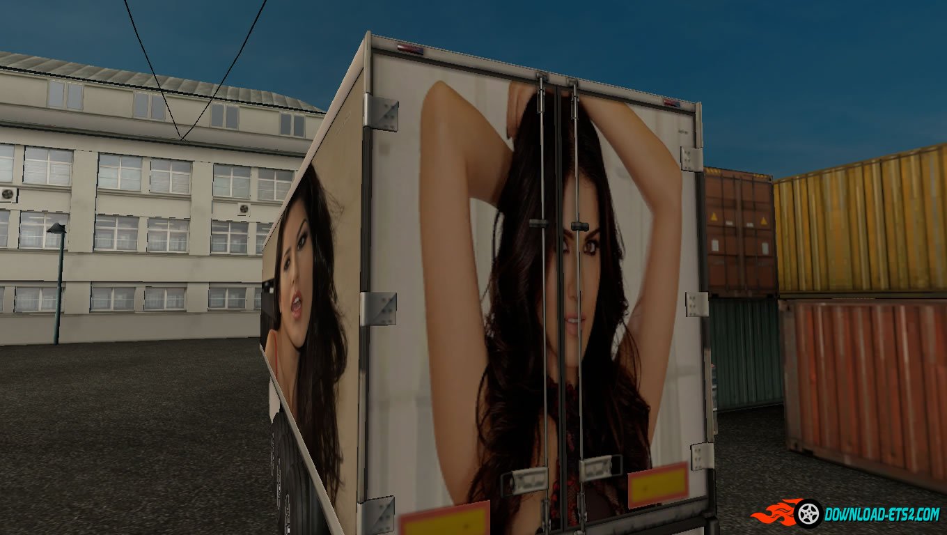 Sunny Leone Trailer Skin