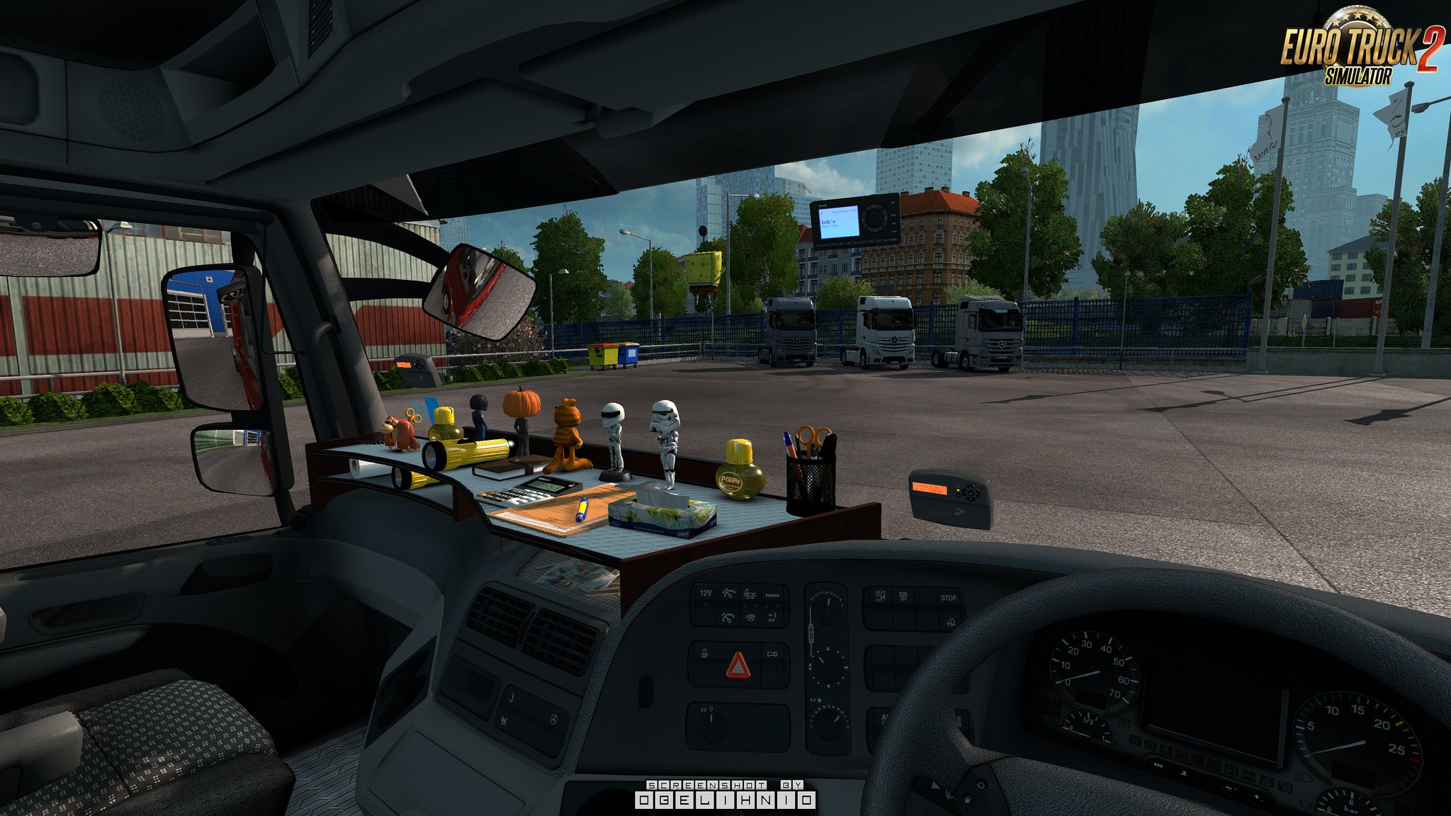 Table and wind-shield set for Actros MP3 v1.1a [1.35.x]